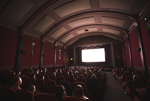 How to Review a Movie Like a Critic